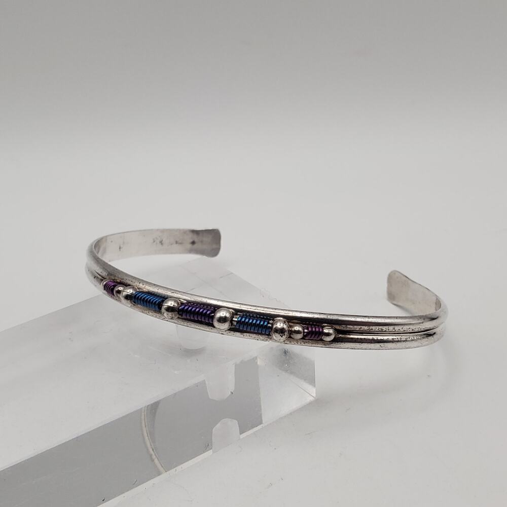 Sterling Silver 925 Vintage Wire Twist Detail Petite Cuff Bracelet Signed PJP - Picture 1 of 10